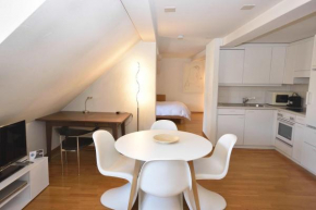 Beautiful studio in the old town - Symbol 2 4ST R